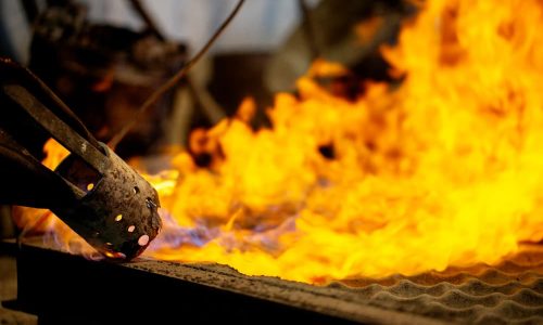 Conheça o serviço de revestimento de peças metálicas da Deutsch